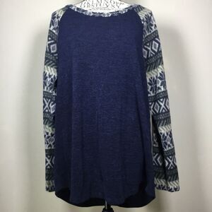 Winter sweater knitted and fleece sleeves navy blue geometric snowflakes size XL